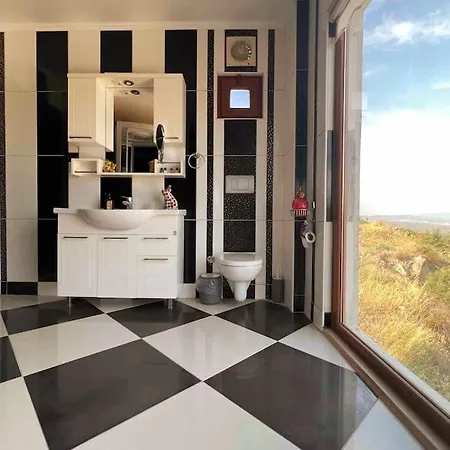 Chanel Villa